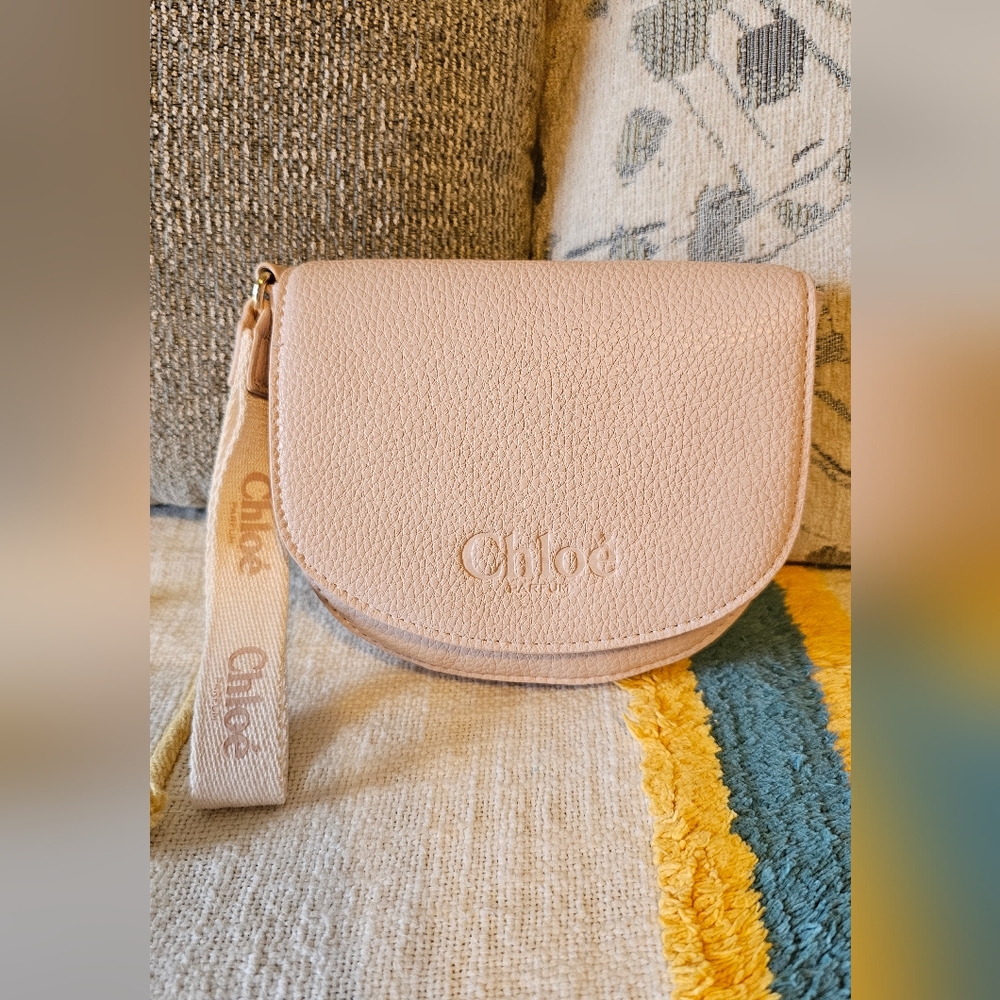 Chloe Parfums Pouch Wristlet